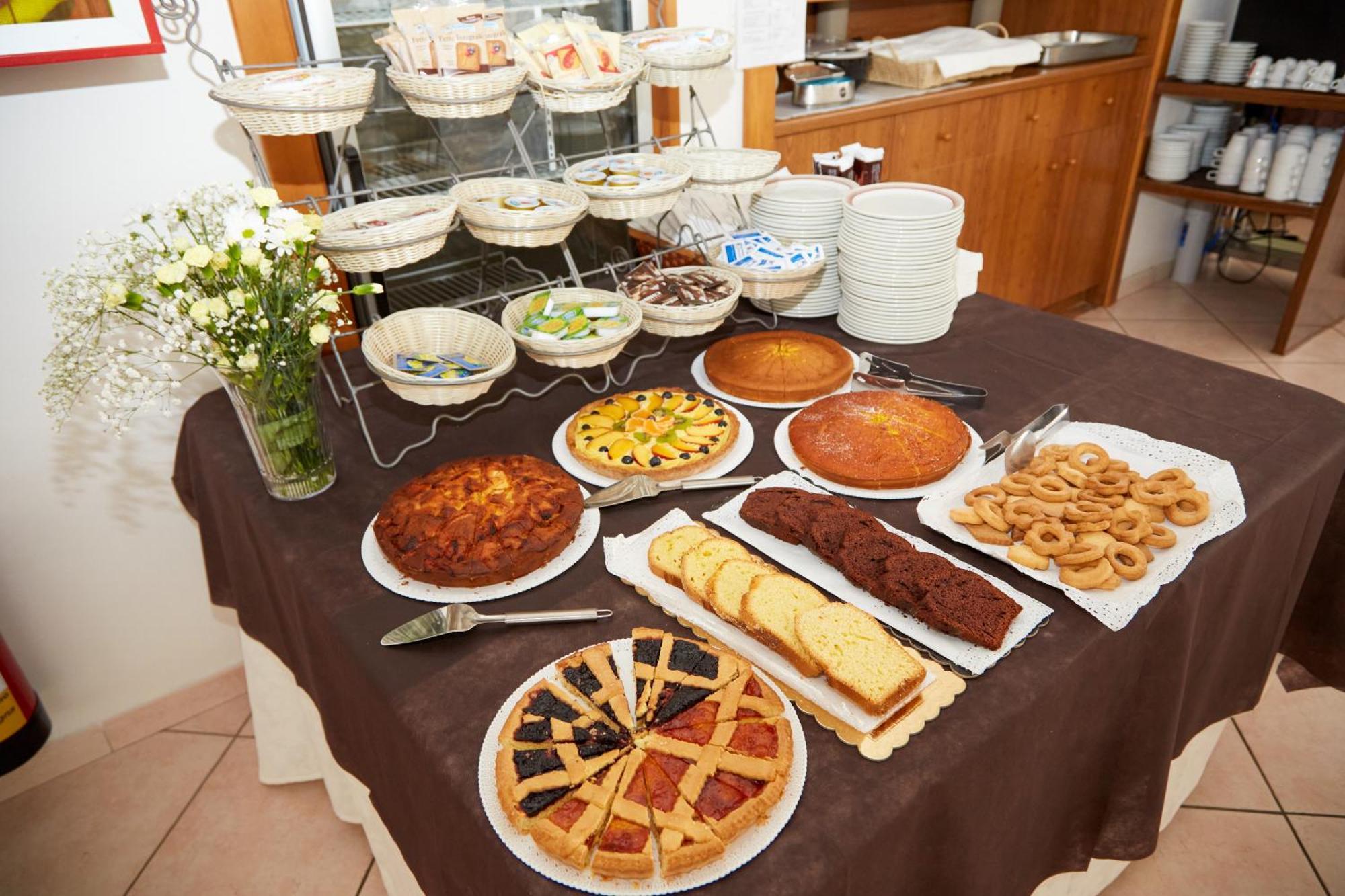 Hotel Italiaتّشيرفييا المظهر الخارجي الصورة