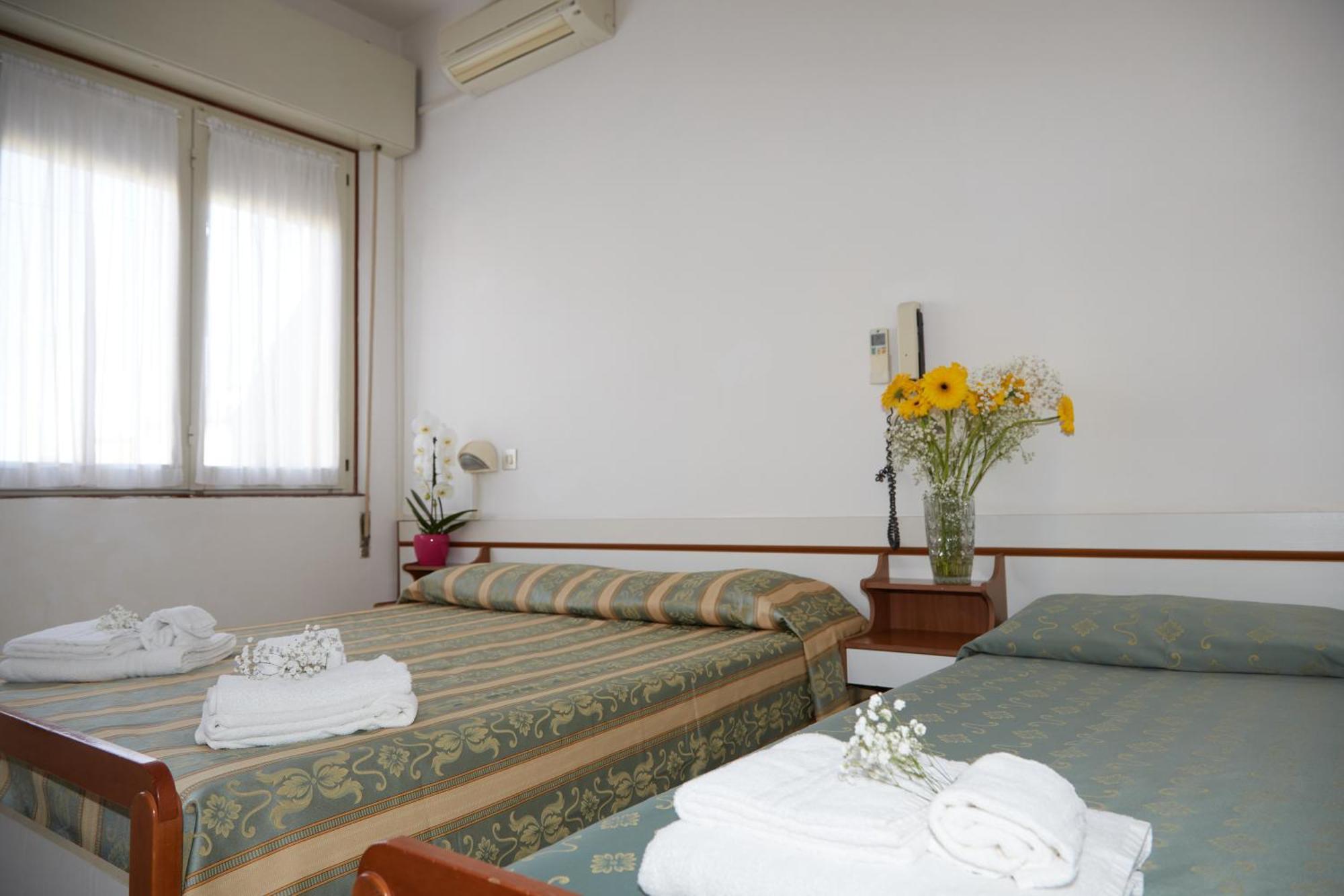 Hotel Italiaتّشيرفييا المظهر الخارجي الصورة