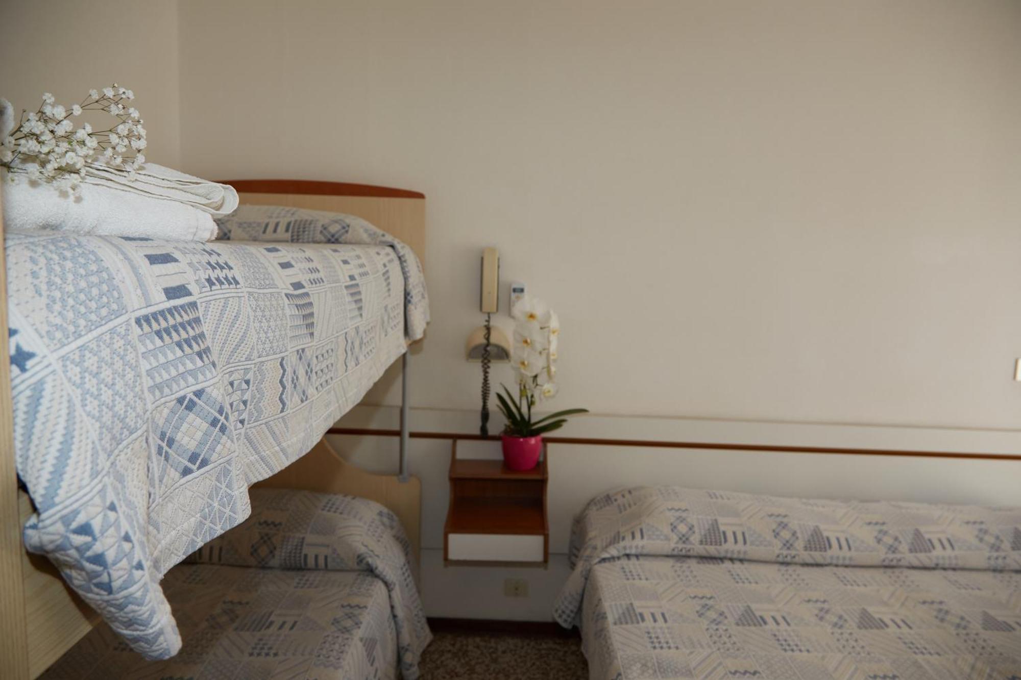 Hotel Italiaتّشيرفييا المظهر الخارجي الصورة