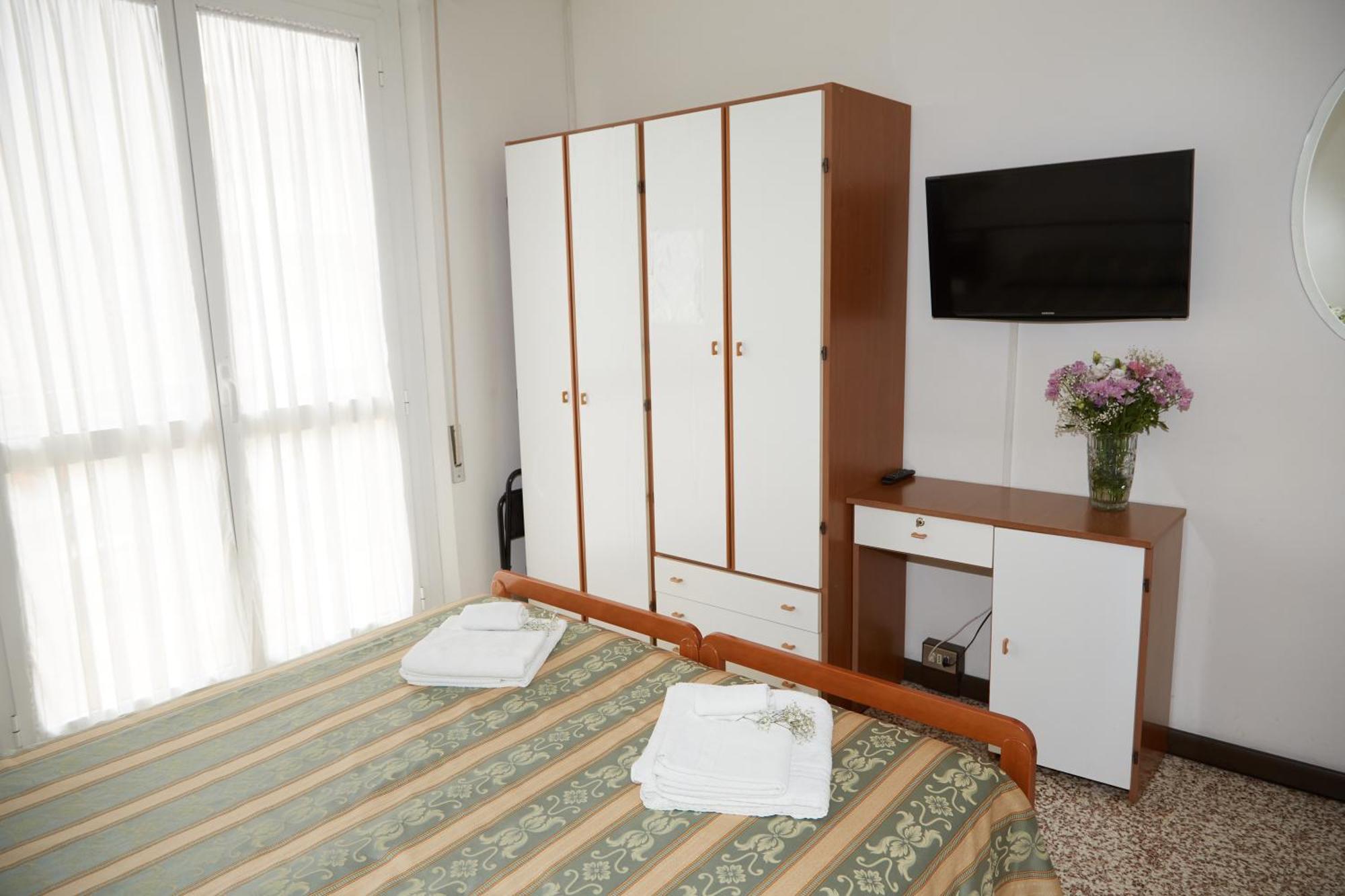 Hotel Italiaتّشيرفييا المظهر الخارجي الصورة