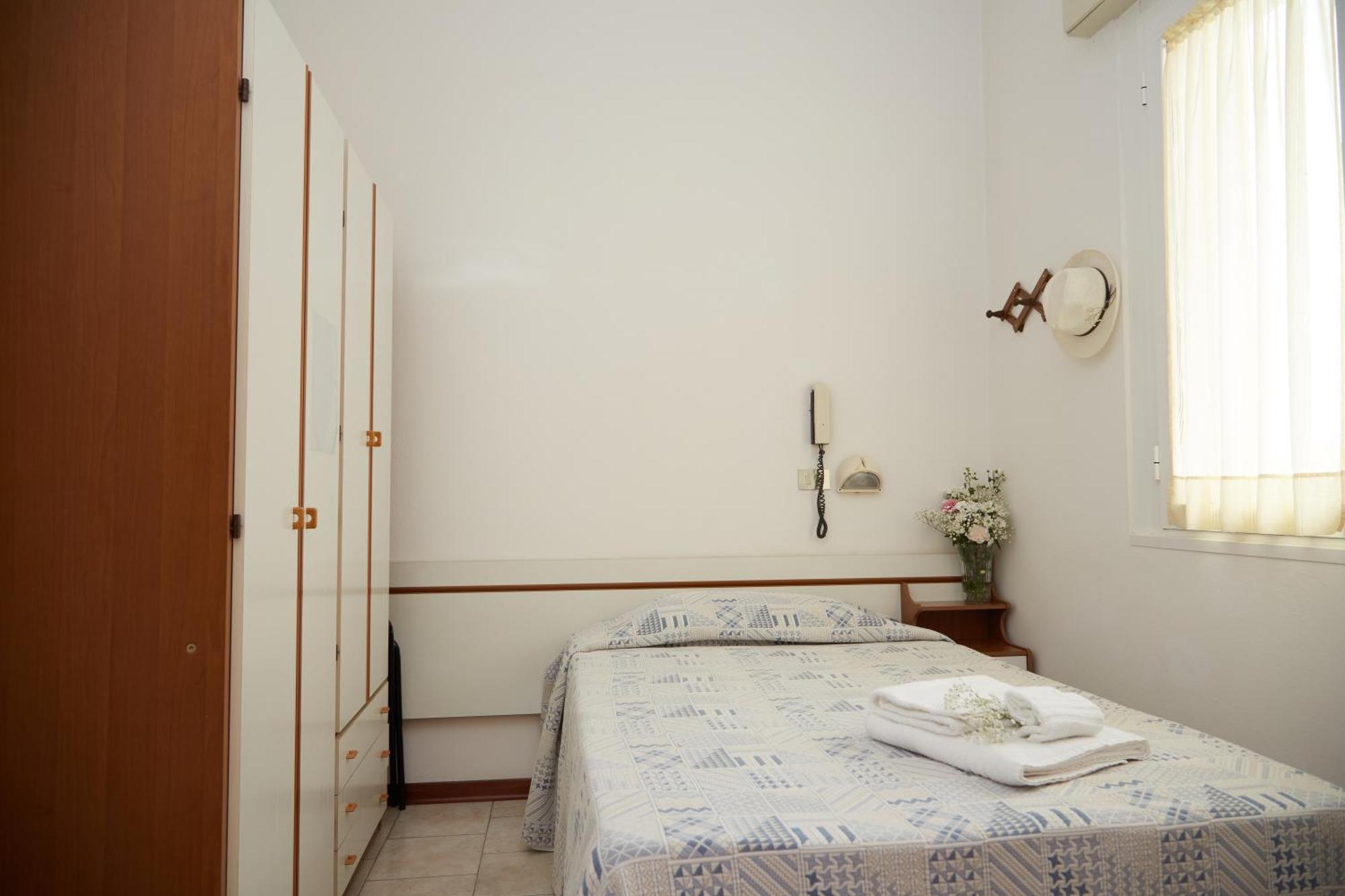 Hotel Italiaتّشيرفييا المظهر الخارجي الصورة